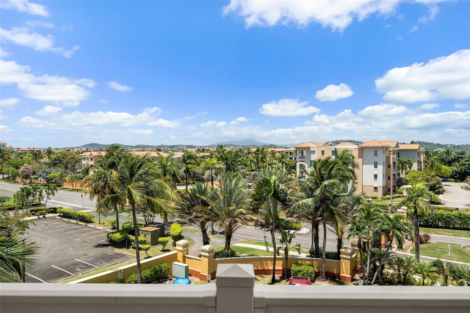 THE MARBELLA CLUB - Residential