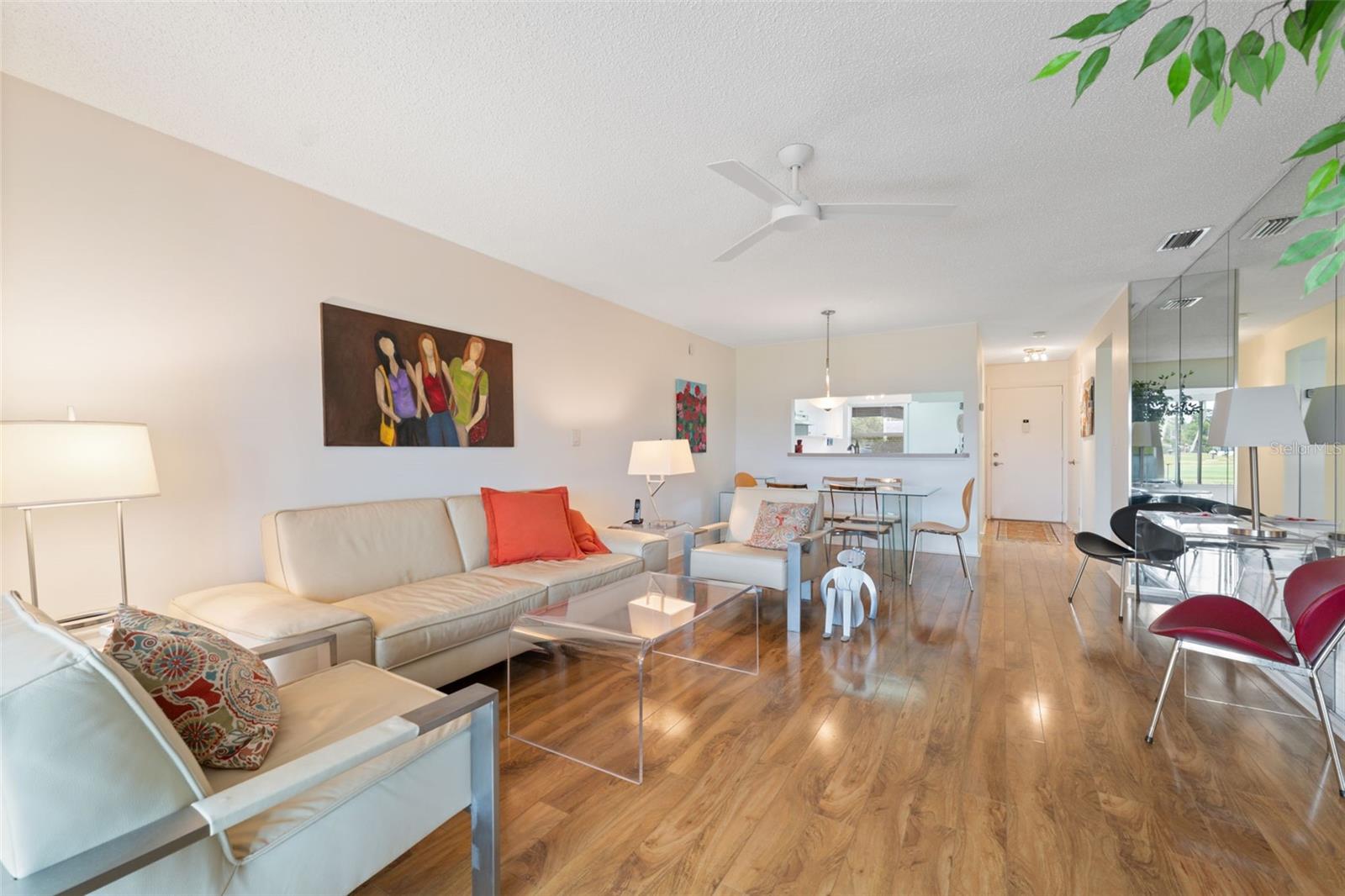 07 SPGS VILLAS CONDO - Residential