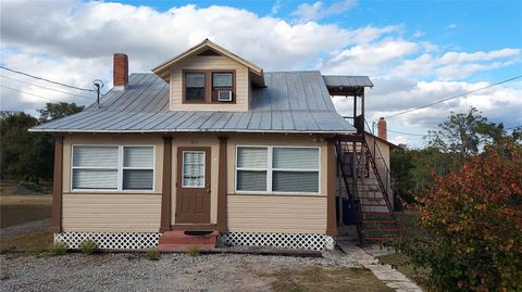 Photo of 423 Main Street #A,B & C, Lake Hamilton, FL 33851 (MLS # P4937608)