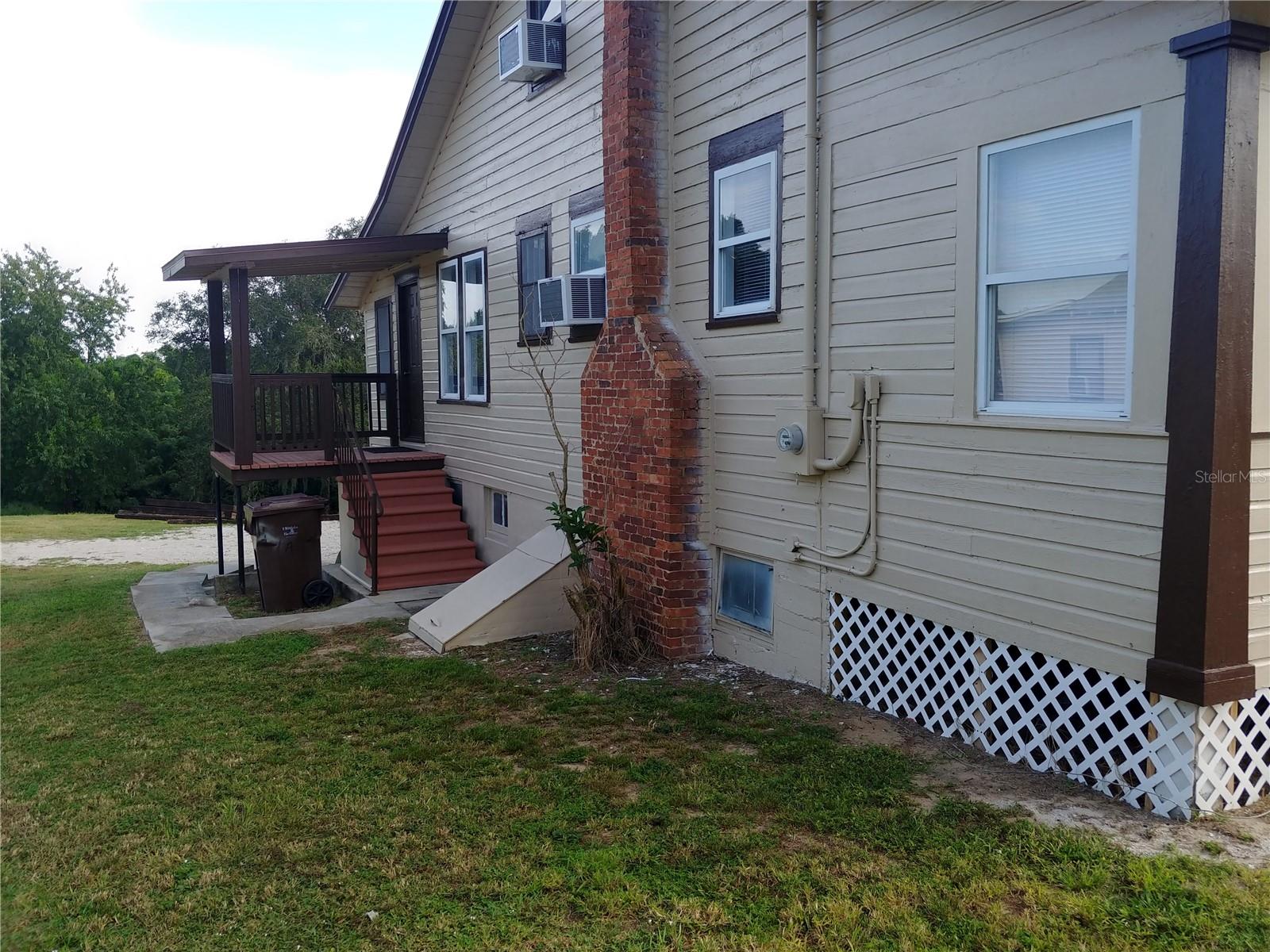 423 MAIN STREET A,B & C