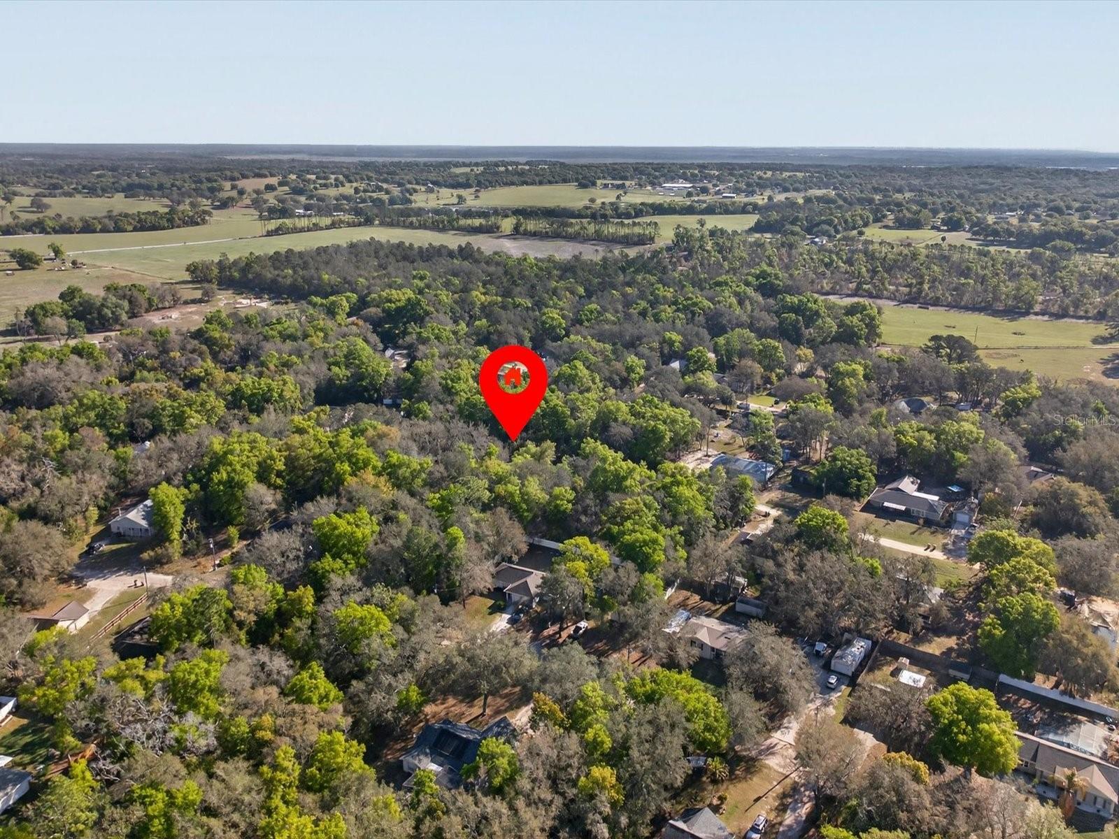 CARLTON VILLAGE - Land