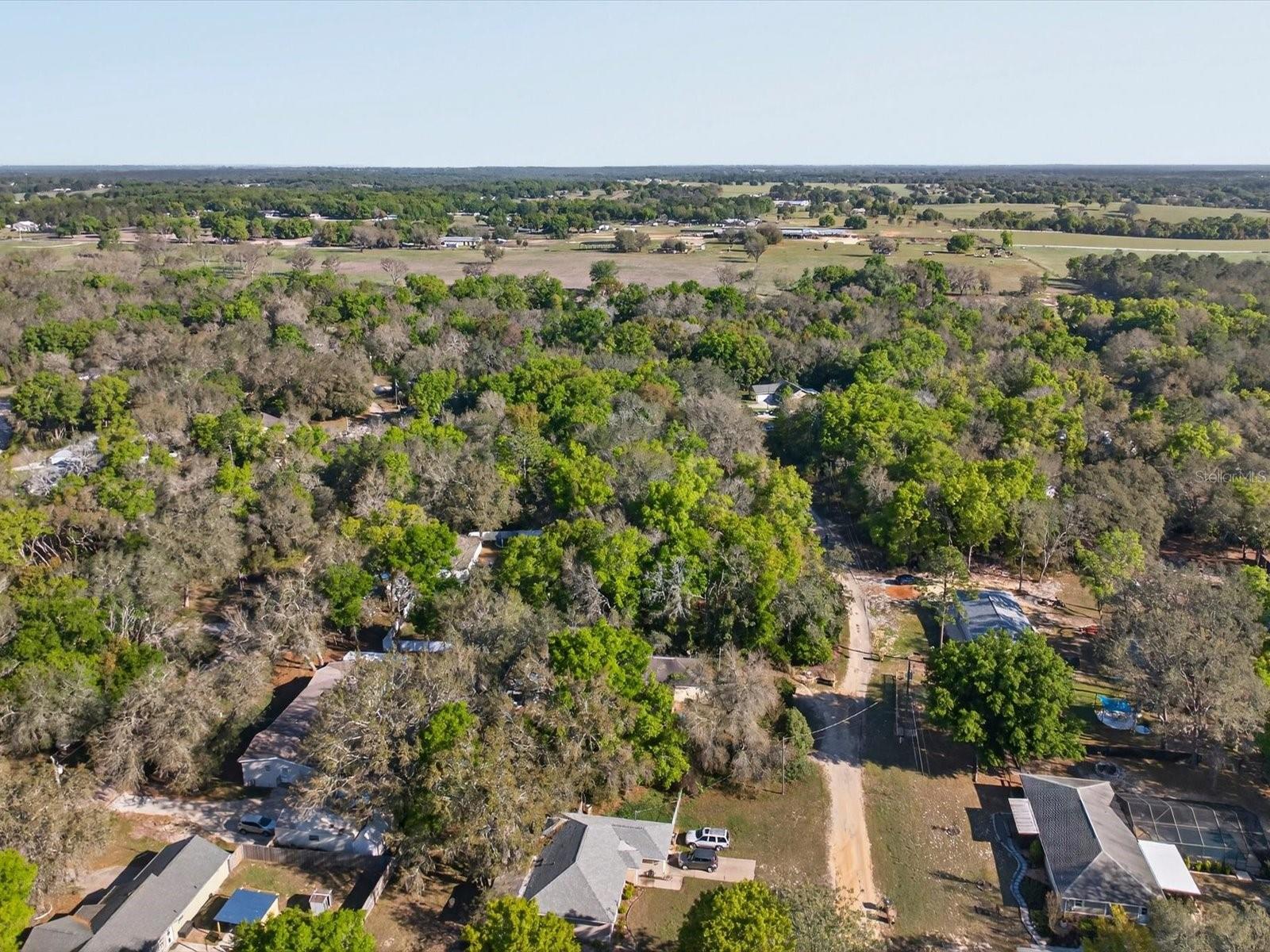 CARLTON VILLAGE - Land