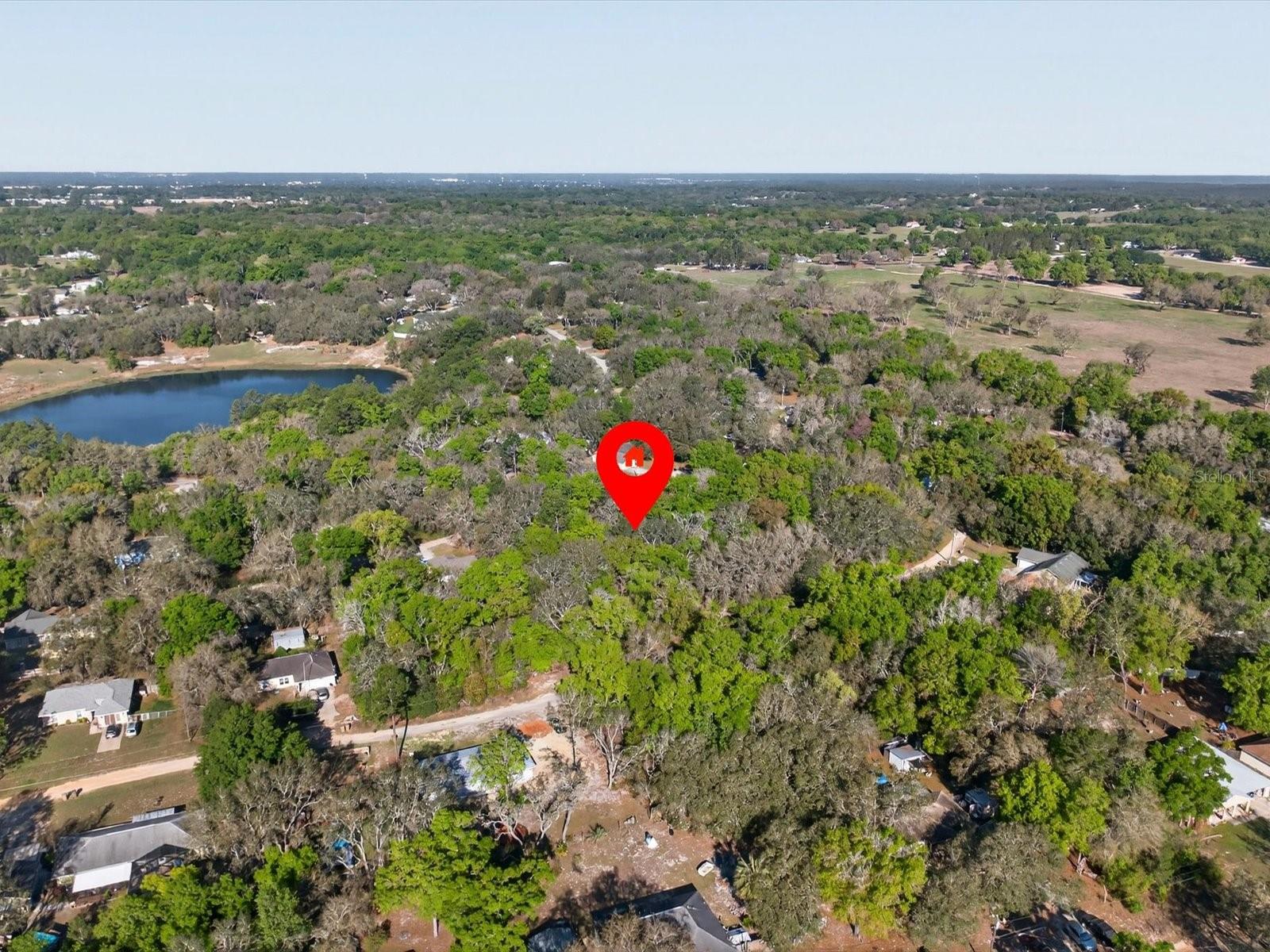 CARLTON VILLAGE - Land