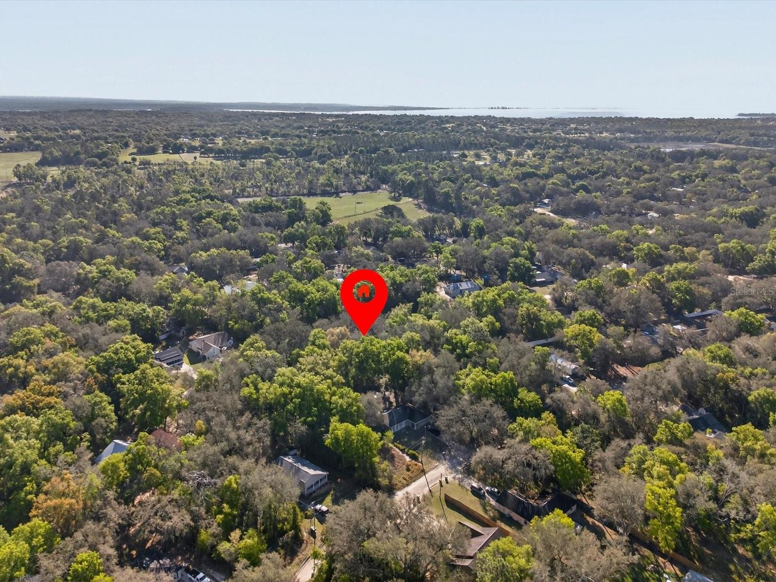 CARLTON VILLAGE - Land