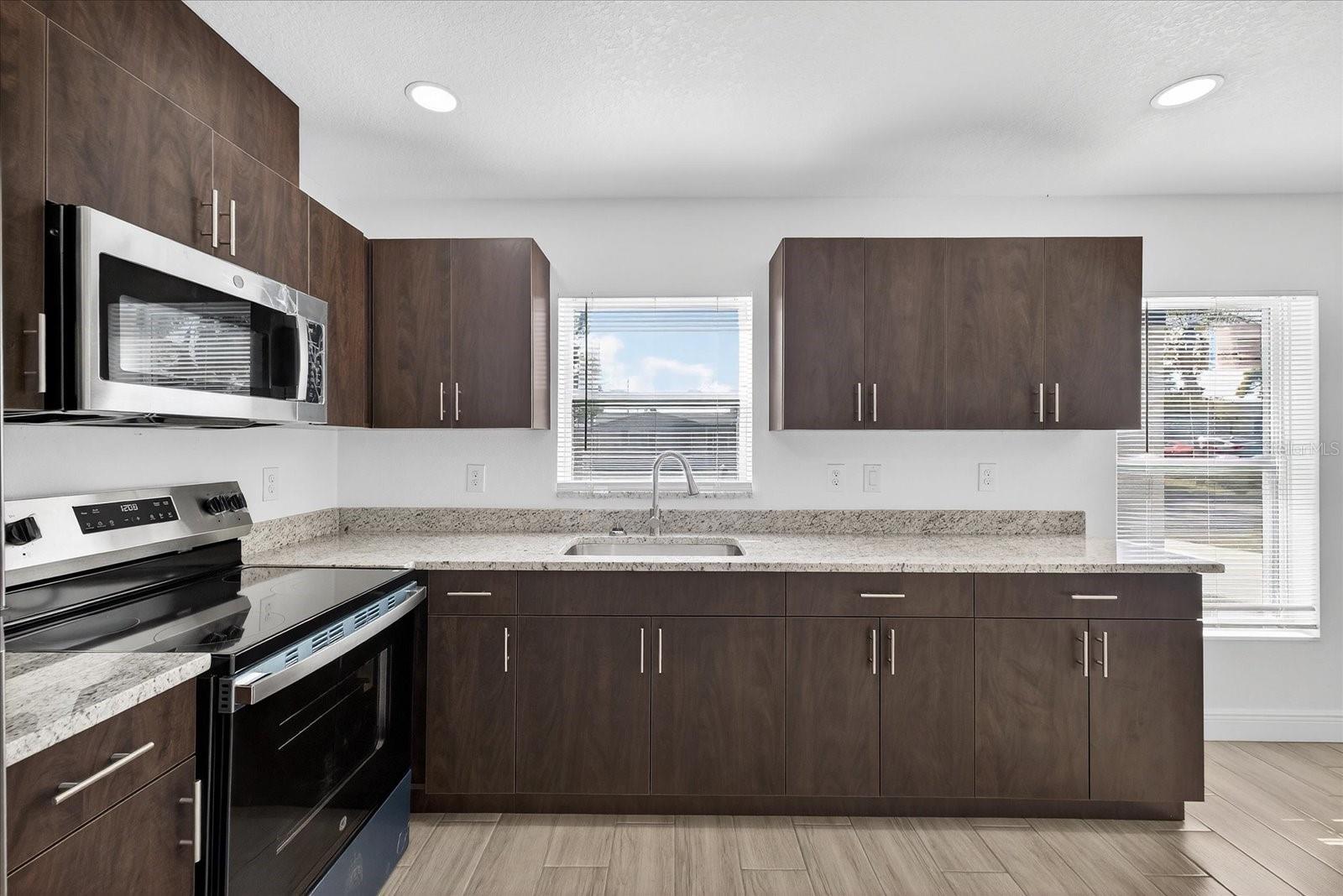 BEACON SQUARE - Residential