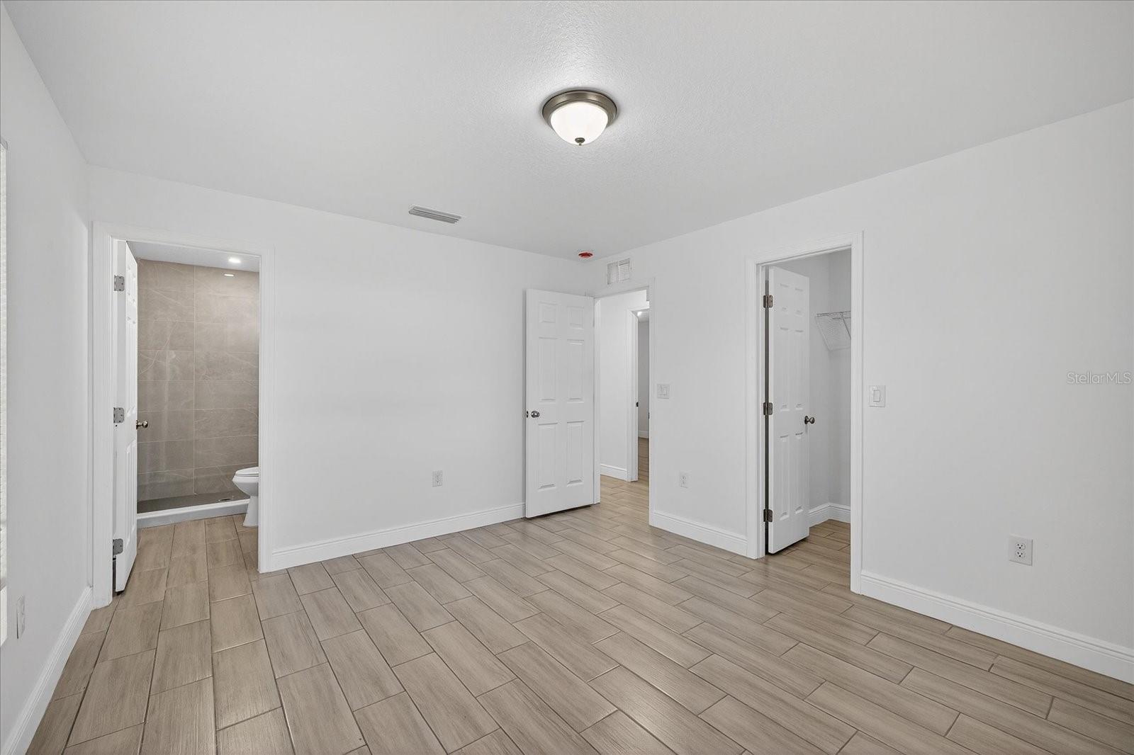 BEACON SQUARE - Residential