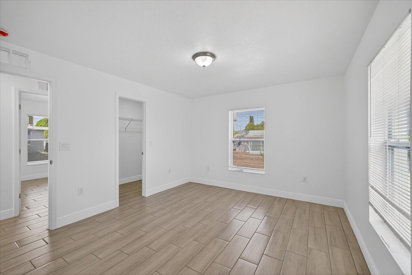 BEACON SQUARE - Residential