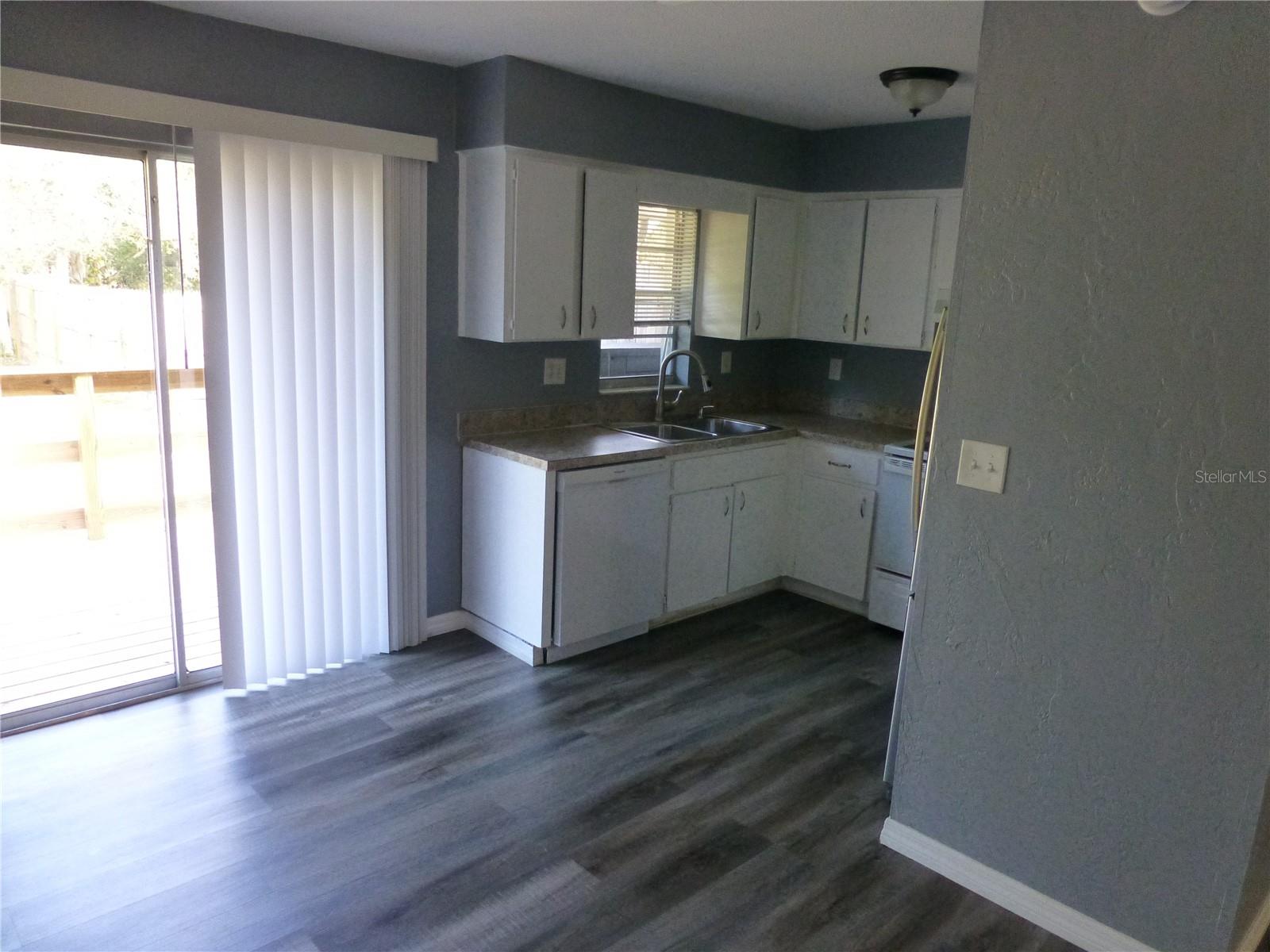 HIGHLAND TERRACE SUB REV - Residential Lease
