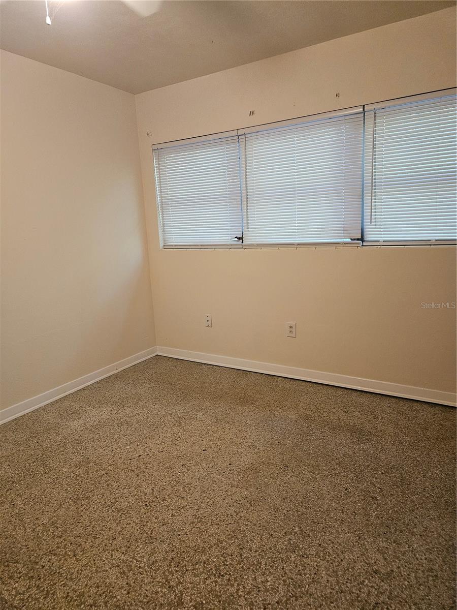 SUNSET ACRES - Residential Income