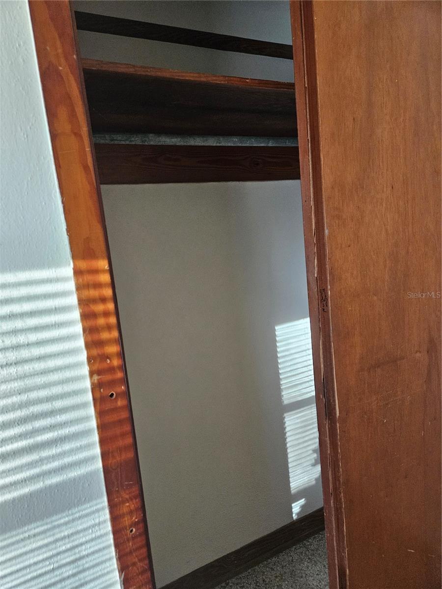 SUNSET ACRES - Residential Income