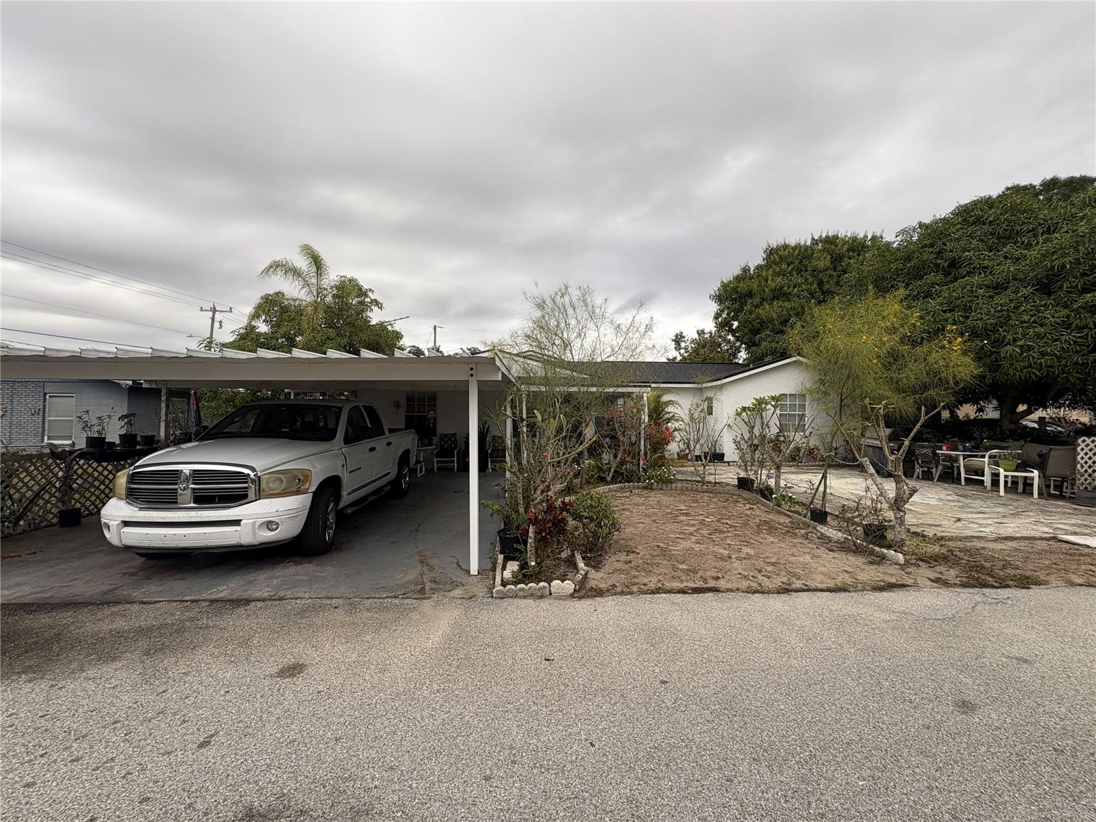 TULANE SUB - Residential