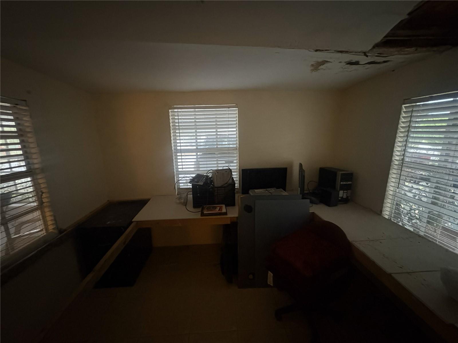 TULANE SUB - Residential