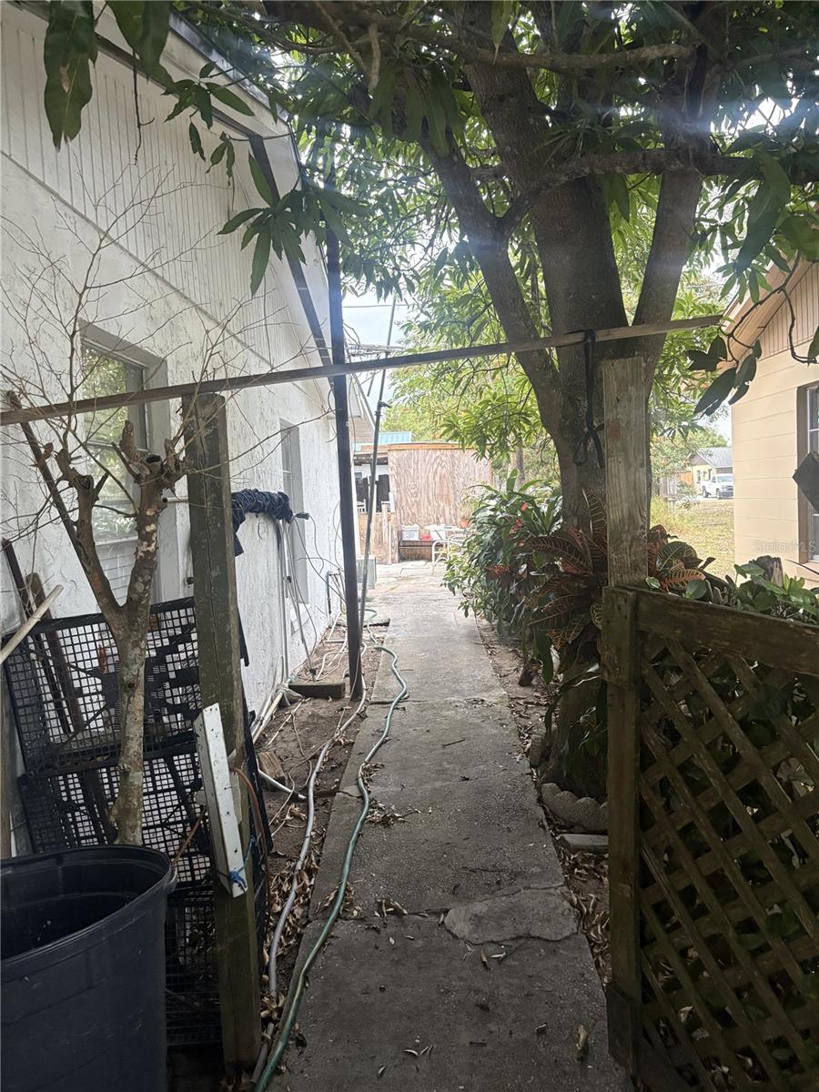 TULANE SUB - Residential