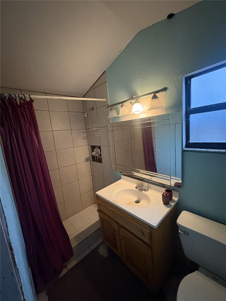 TULANE SUB - Residential