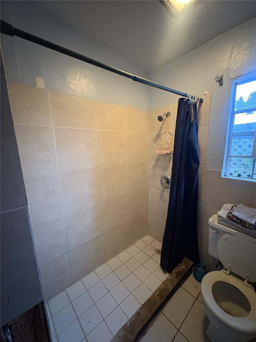 TULANE SUB - Residential