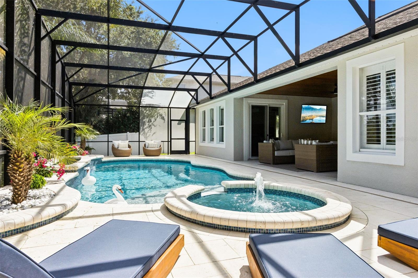 1875 MERLOT DRIVE