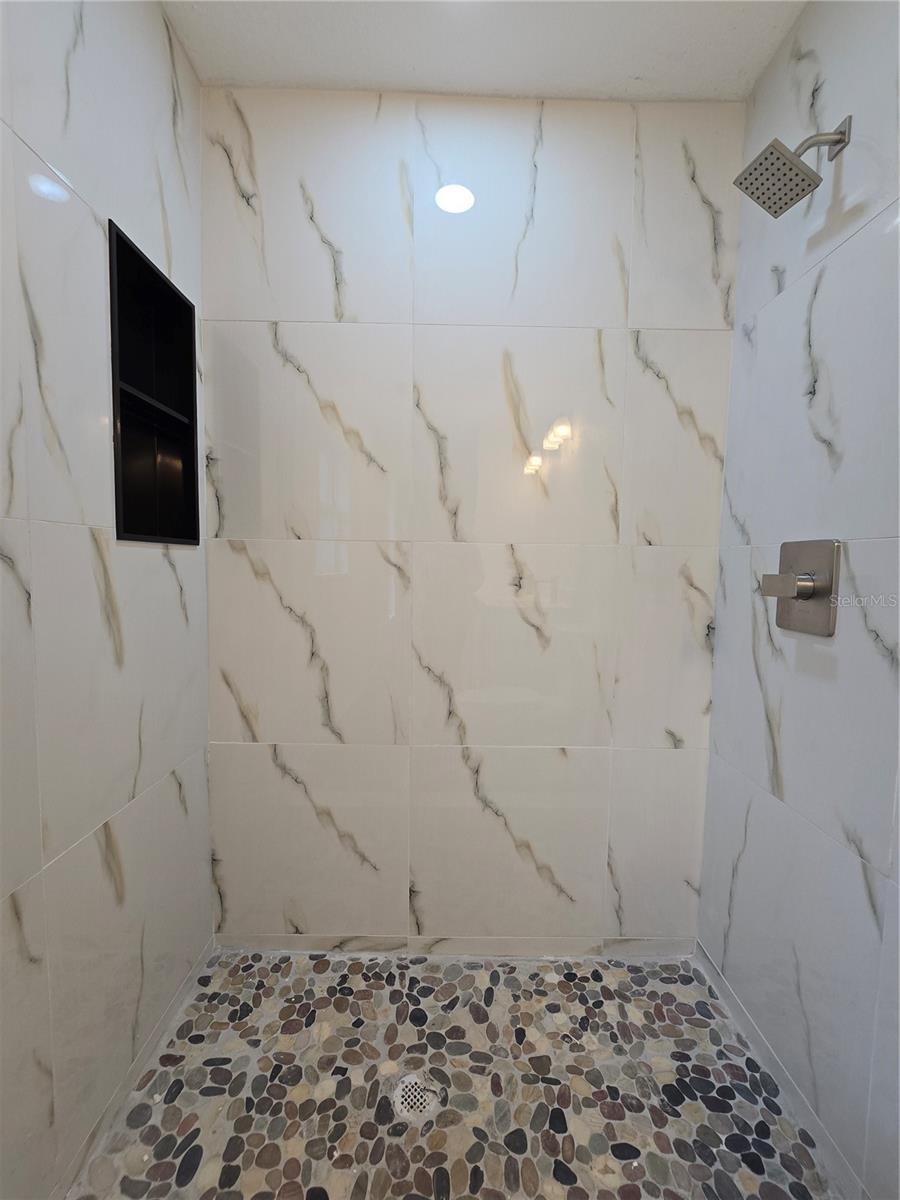 SILVER SPGS SHORES UN 44 - Residential