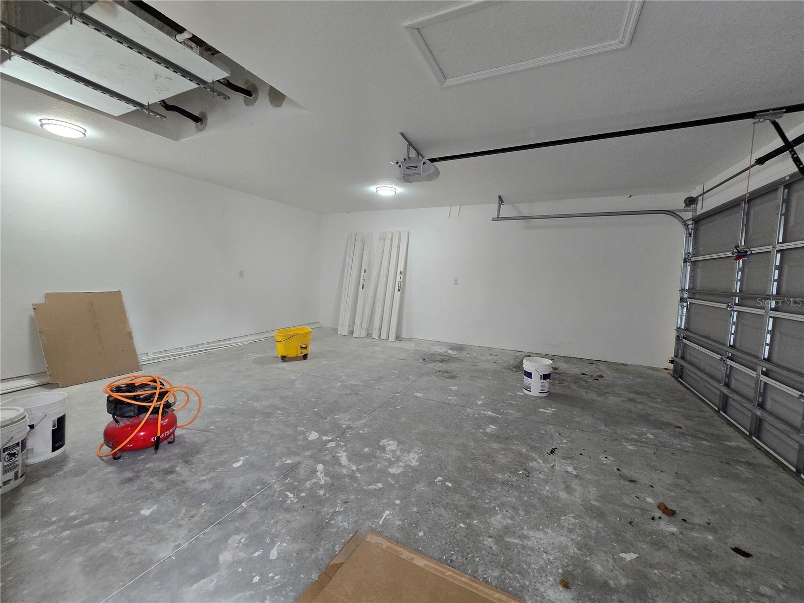 SILVER SPGS SHORES UN 44 - Residential