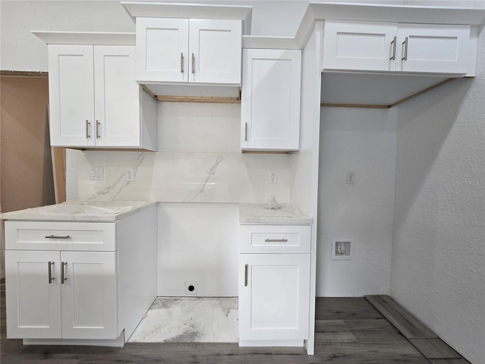 SILVER SPGS SHORES UN 44 - Residential