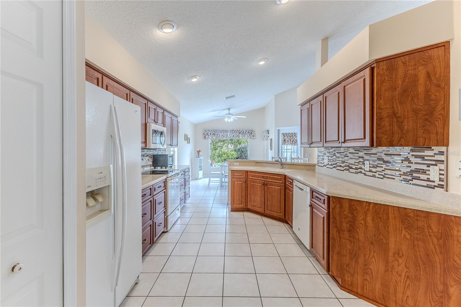 BEACON WOODS EAST VILLAGES - Residential