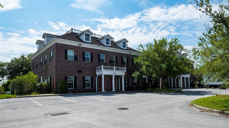 Attention Investors! Location, Location, Location! Commercial office buildings with opportunity for vast expansion. Close proximity to SR 200, Pointe Grand Brick City, Ocala Airport, Florida Aquatic Swimming and Training, On Top of The World, Calesa Township, and The World Equestrian Center