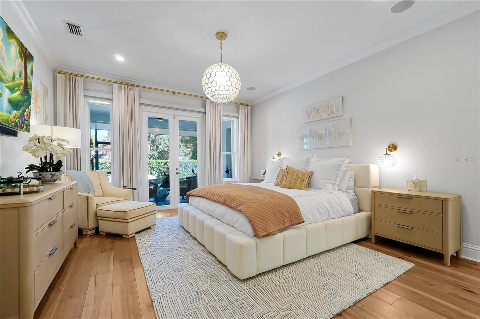 DAVIS SHORES - Residential