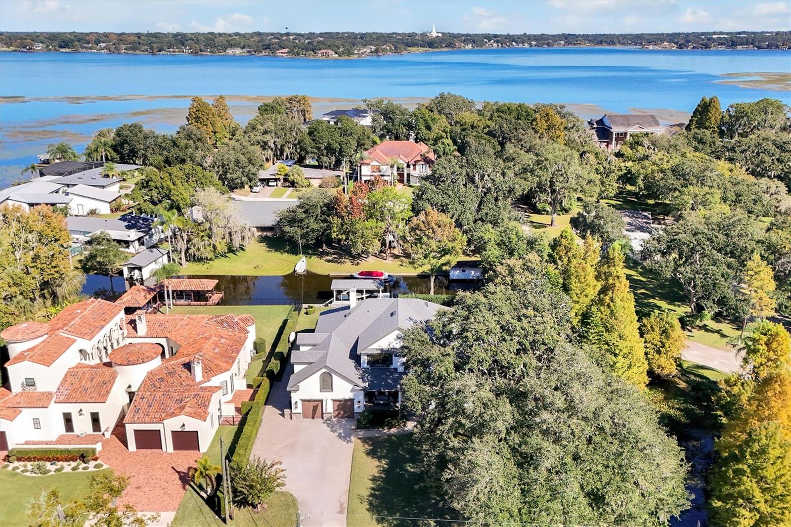 DAVIS SHORES - Residential