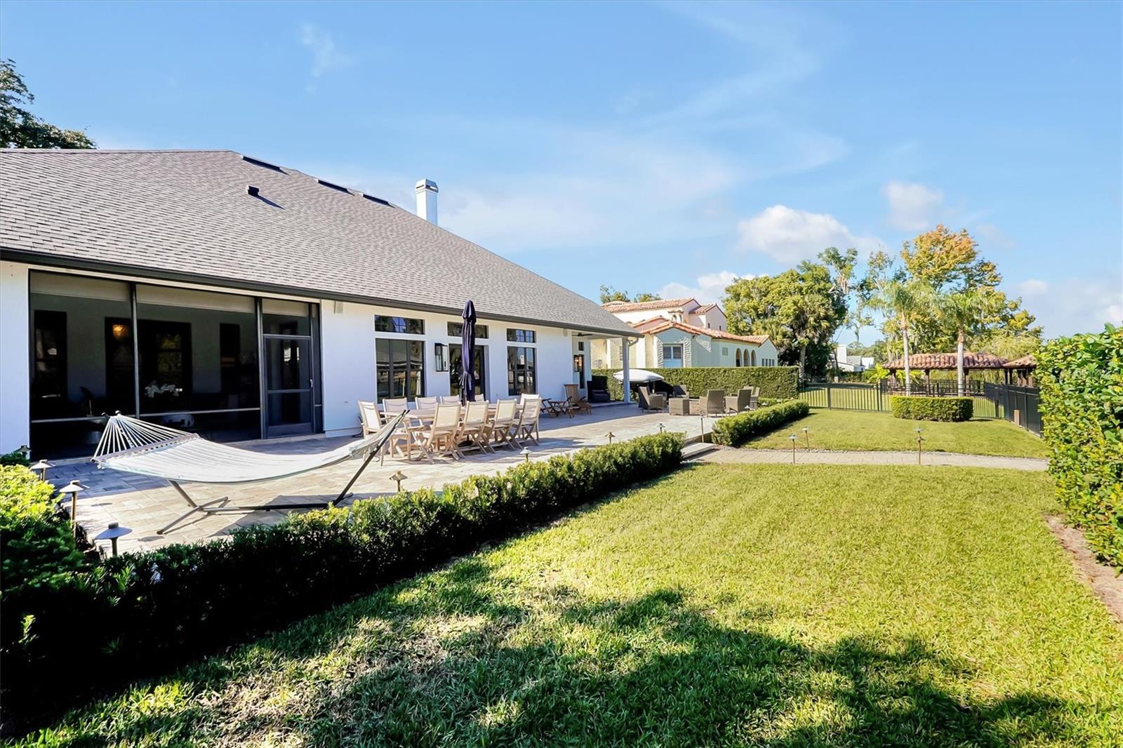 DAVIS SHORES - Residential