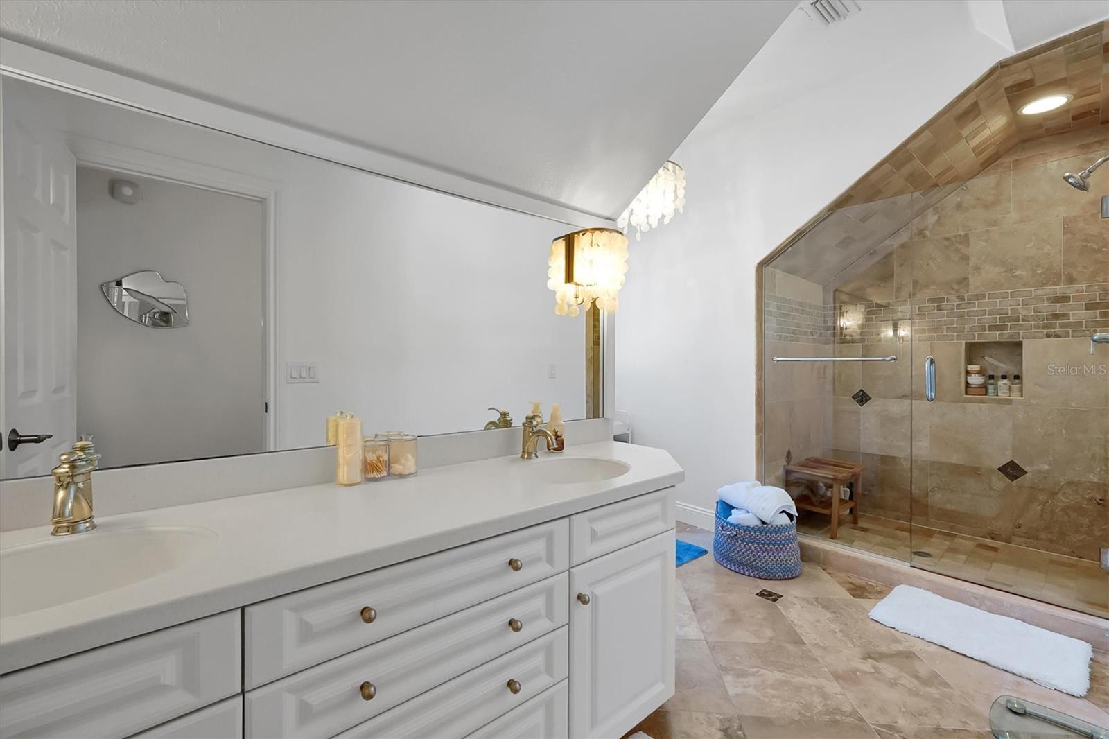 DAVIS SHORES - Residential