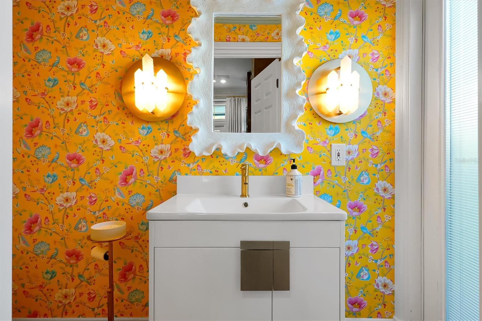 DAVIS SHORES - Residential