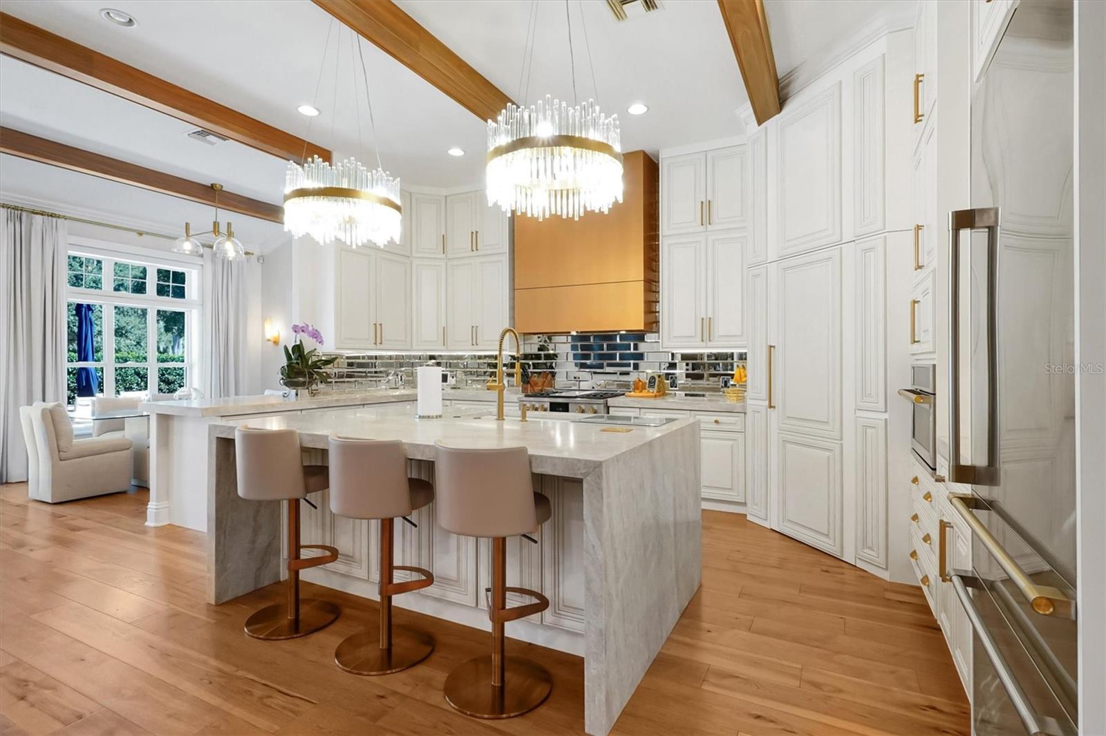 DAVIS SHORES - Residential