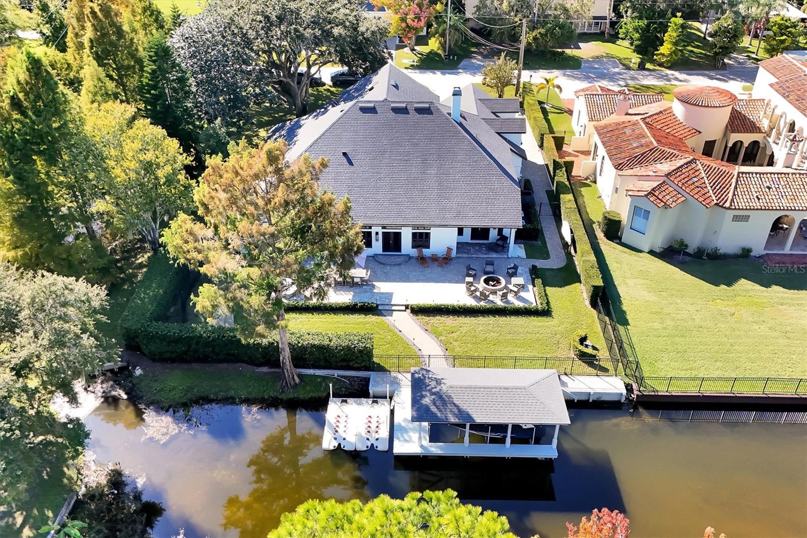 DAVIS SHORES - Residential