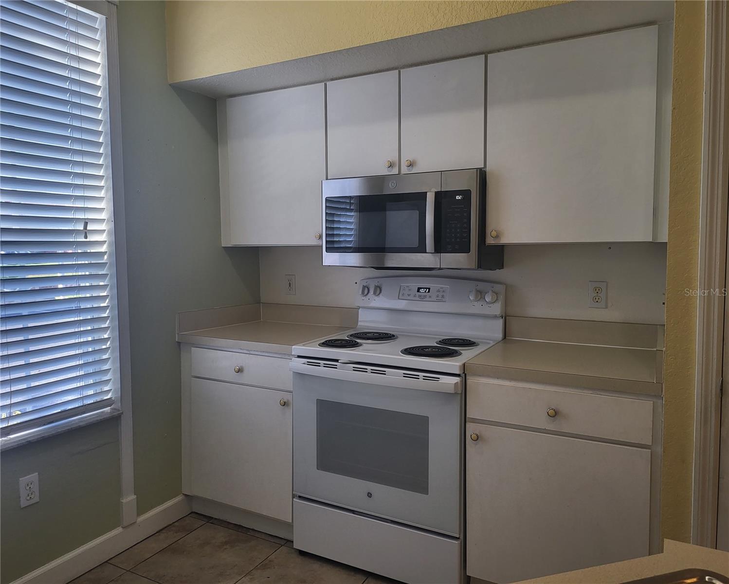LAKE CHASE CONDO - Residential Lease