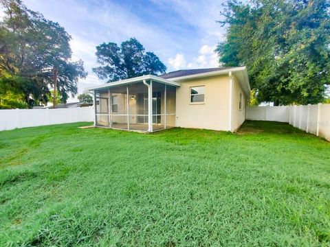 A home in RIVERVIEW