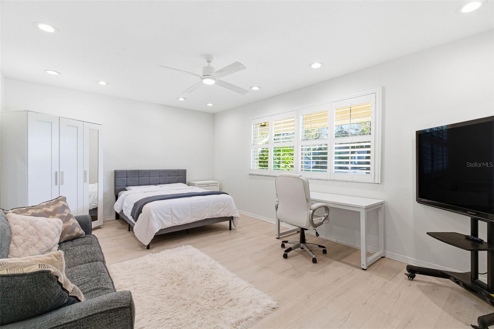 VILLAGE 10 UNIT 01 OF CARROLLWOOD VILLAGE PH - Residential