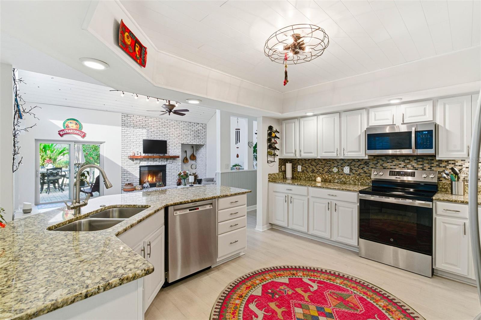 VILLAGE 10 UNIT 01 OF CARROLLWOOD VILLAGE PH - Residential