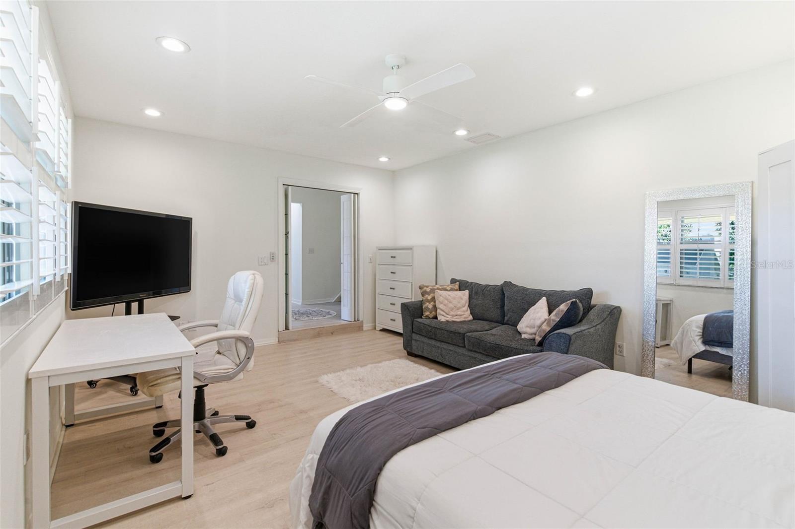 VILLAGE 10 UNIT 01 OF CARROLLWOOD VILLAGE PH - Residential