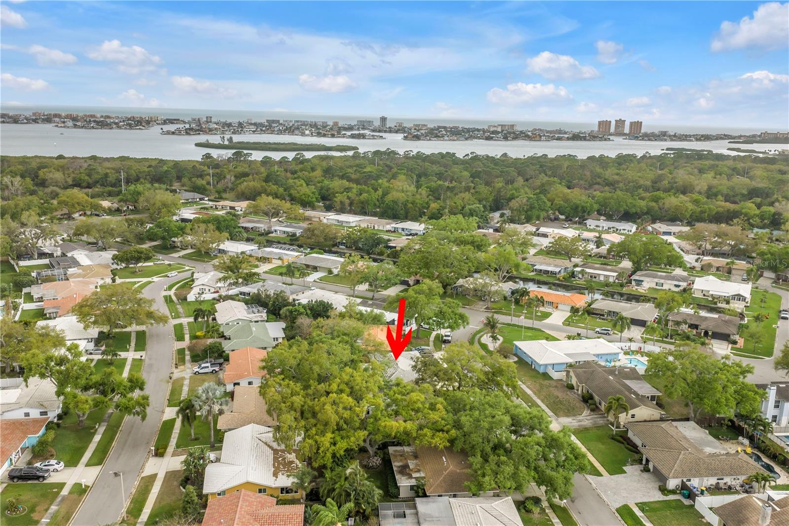 CANTERBURY CHASE - Residential