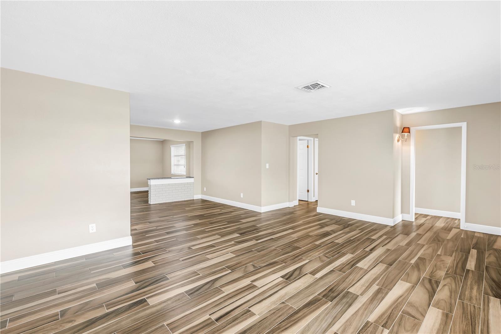 CANTERBURY CHASE - Residential