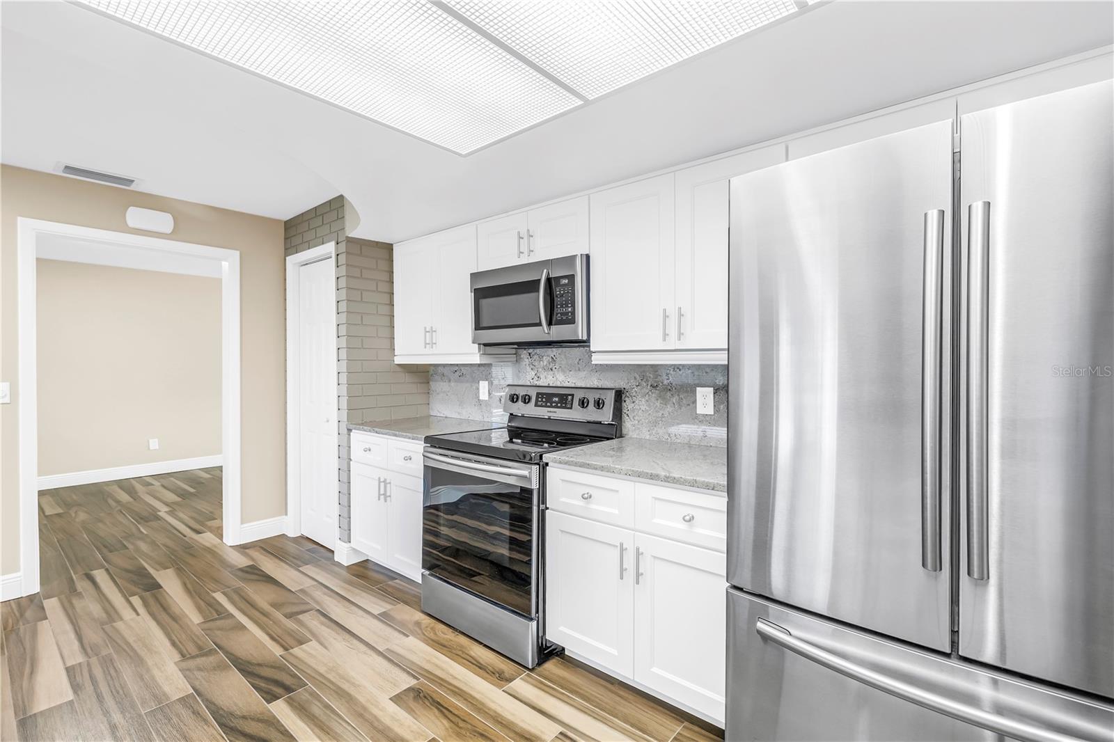 CANTERBURY CHASE - Residential