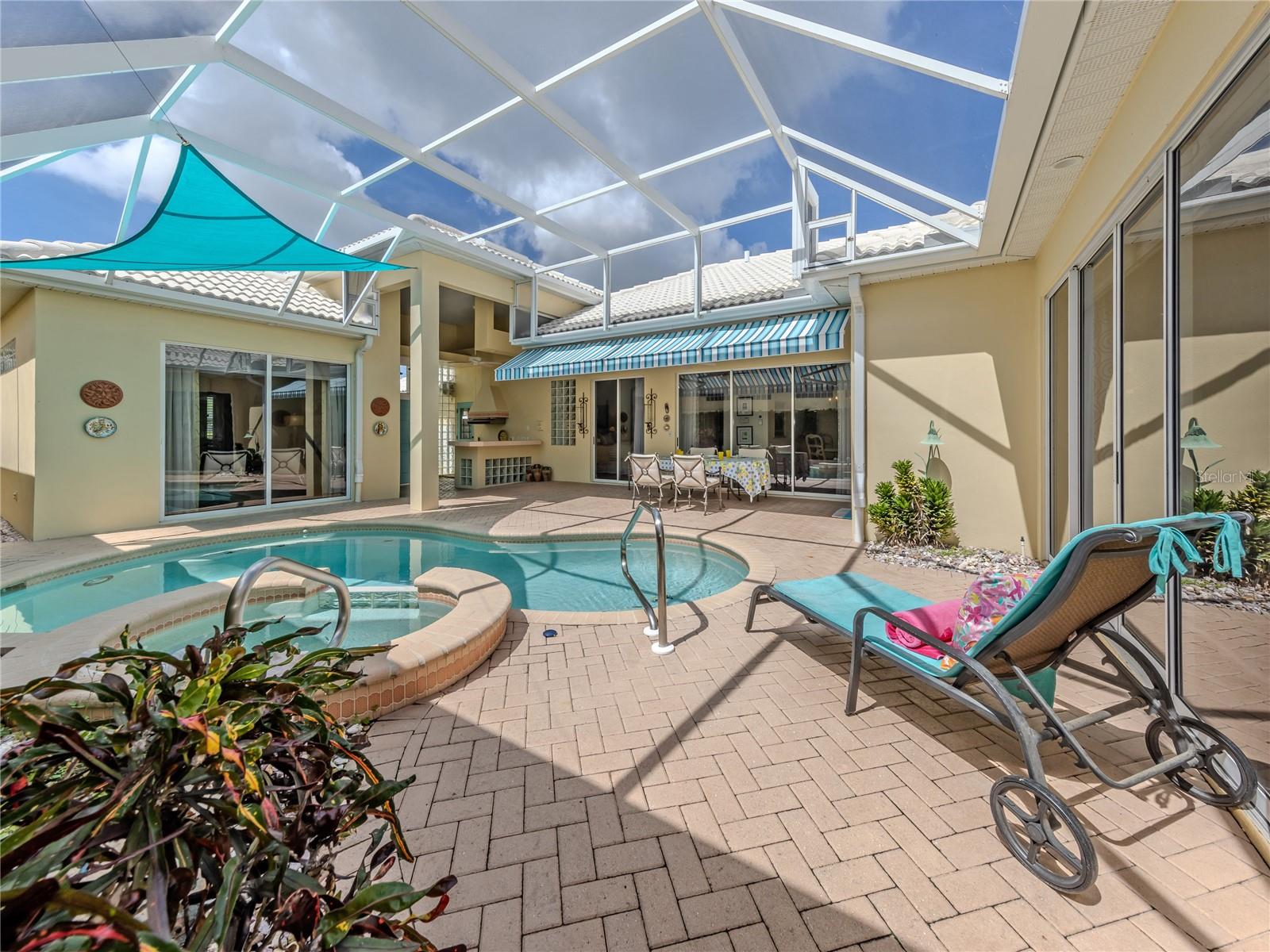 228 VESTAVIA DRIVE, VENICE, FL, 34292 4 228 VESTAVIA DRIVE