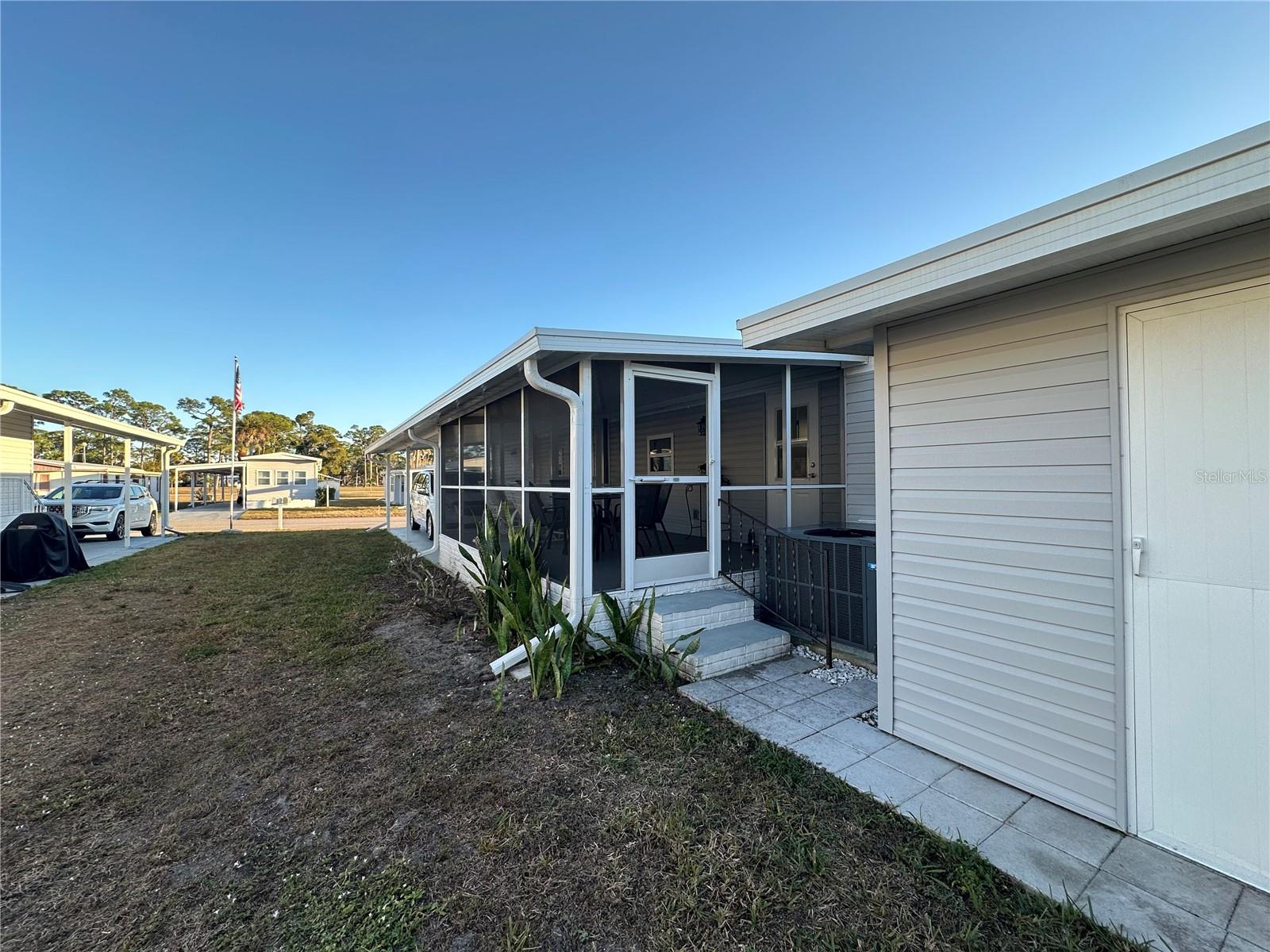 HOLIDAY PARK - Residential