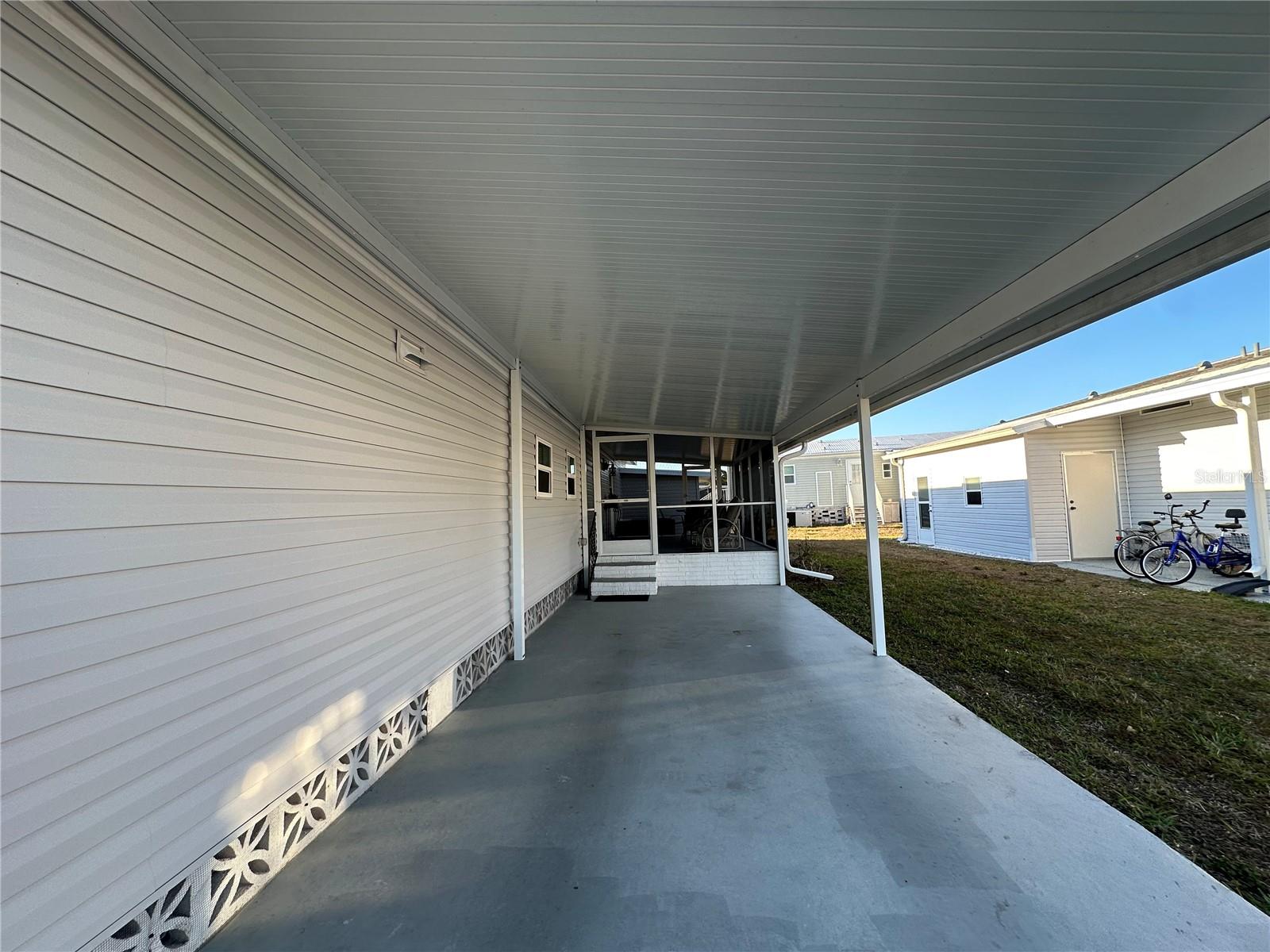 HOLIDAY PARK - Residential