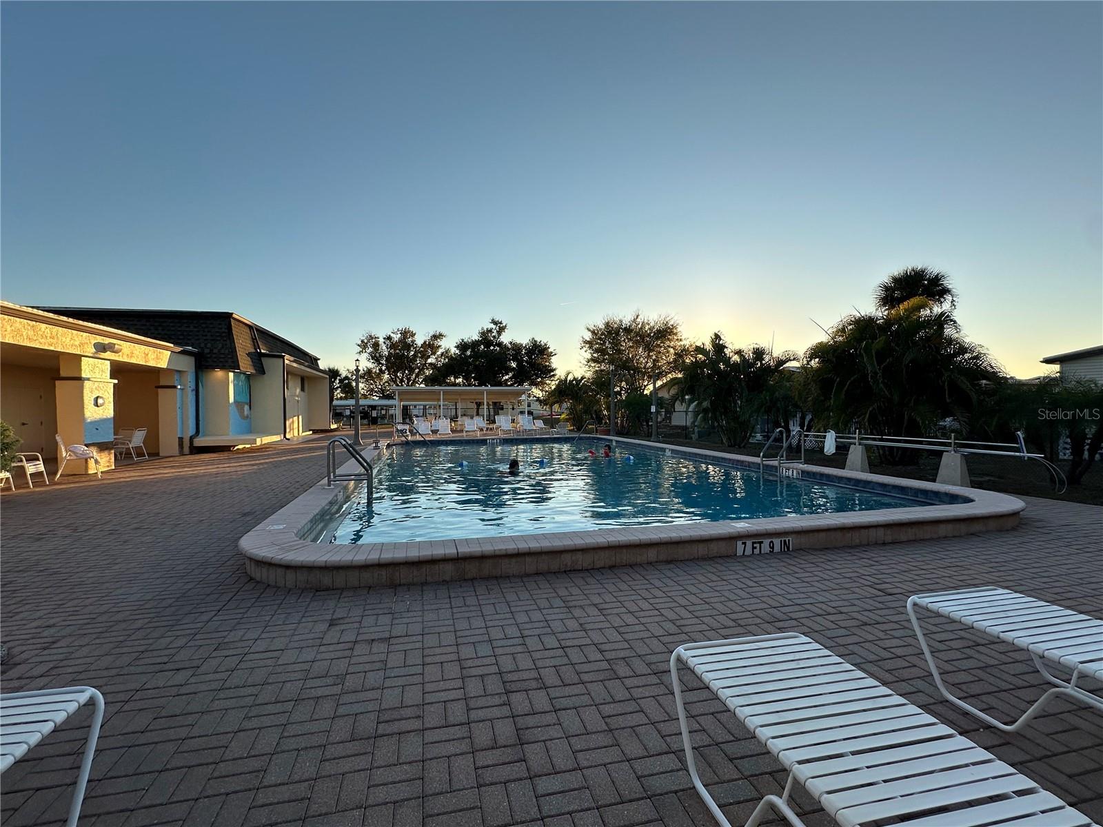 HOLIDAY PARK - Residential