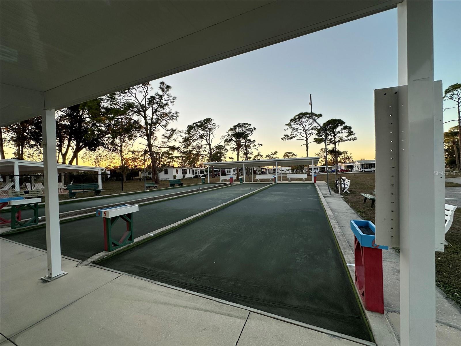 HOLIDAY PARK - Residential