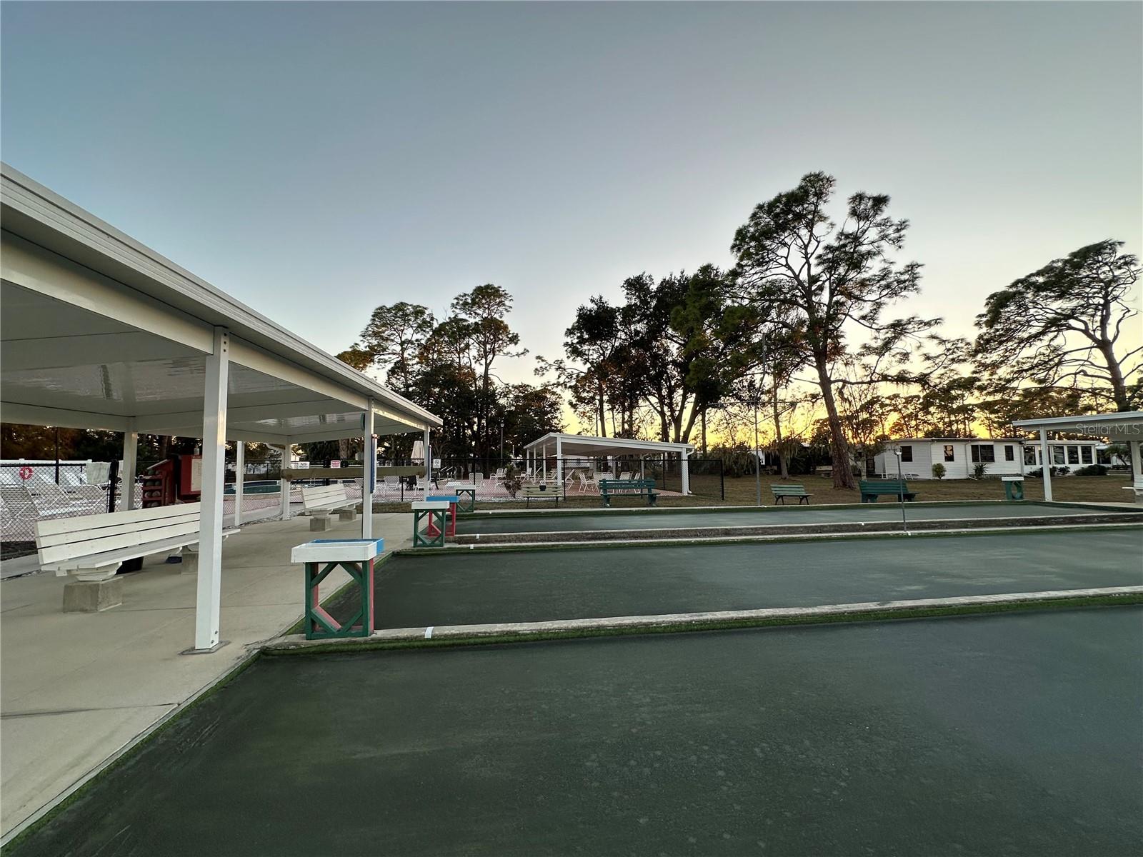 HOLIDAY PARK - Residential