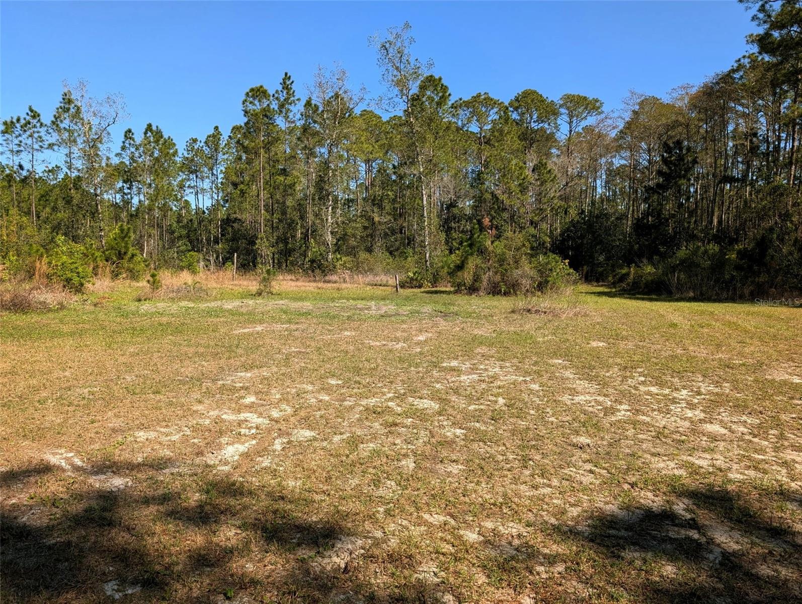 DAYTONA NORTH SUB - Land