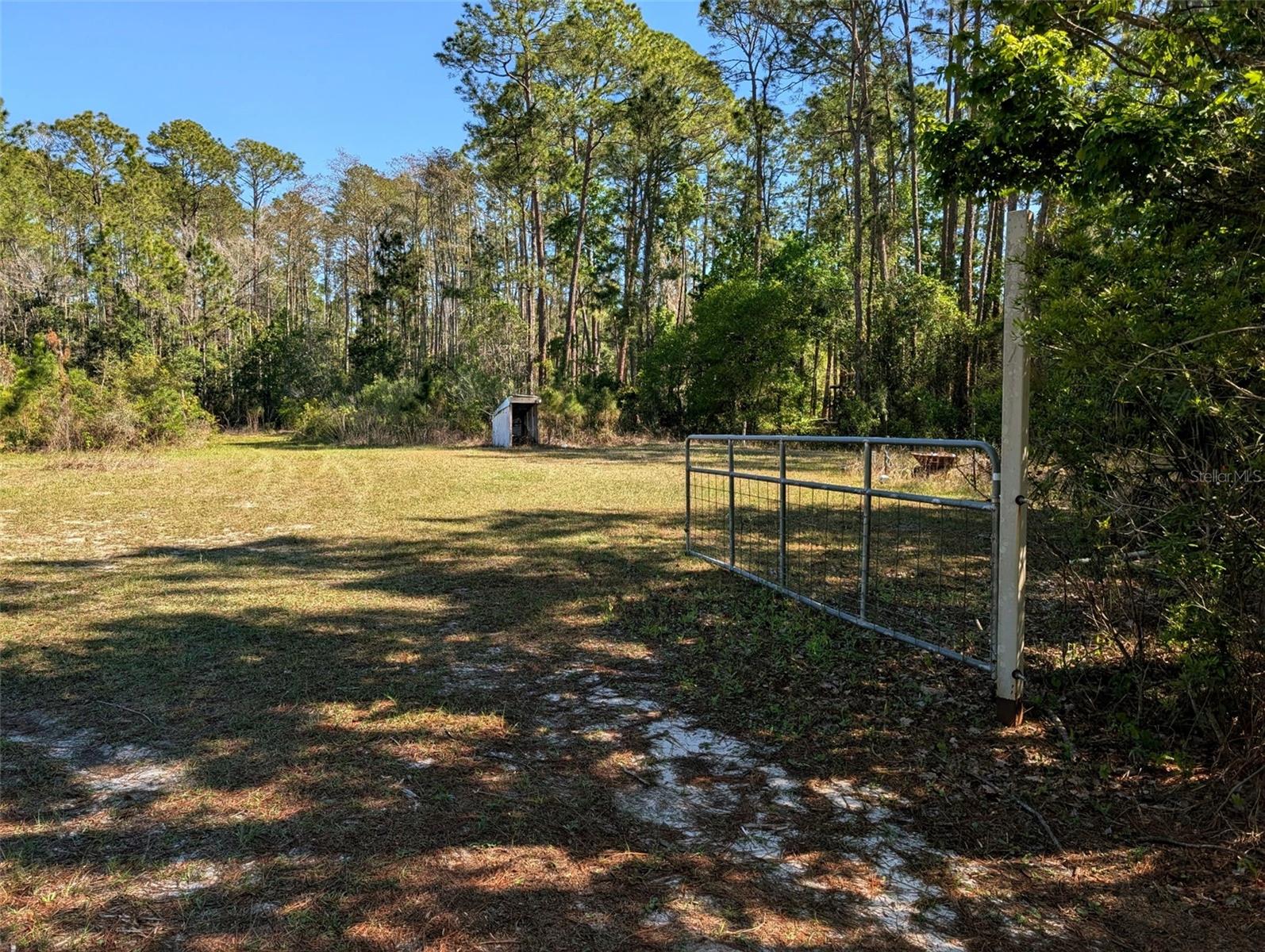 DAYTONA NORTH SUB - Land