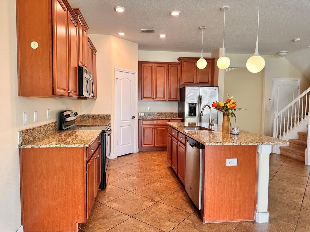 Photo of 7409 Fairgrove Avenue, Windermere, FL 34786 (MLS # O6420597)