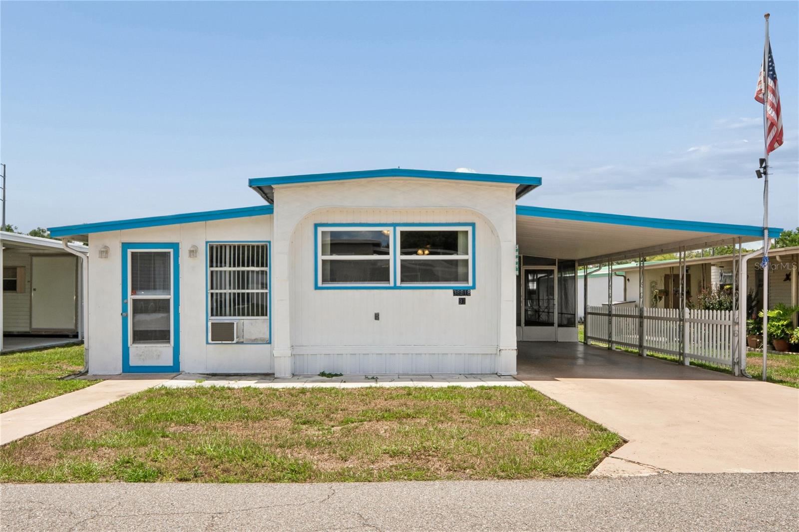 SLEEPY HOLLOW MOBILE ESTATES - Residential